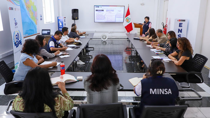 ENSAP PROPONE ESTRATEGIAS DE FORMACIÓN LABORAL A SANIDADES DE LAS FUERZAS ARMADAS Y ESSALUD