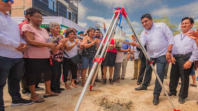 MPP concreta un anhelo de más de 50 años con la colocación de la primera piedra en el tablazo sector 2