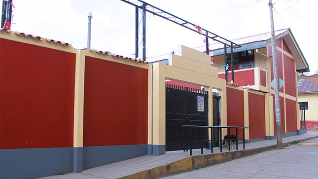 Centros educativos de la localidad de Puno, no corren riesgo de corte del servicio de agua potable y desagüe. 