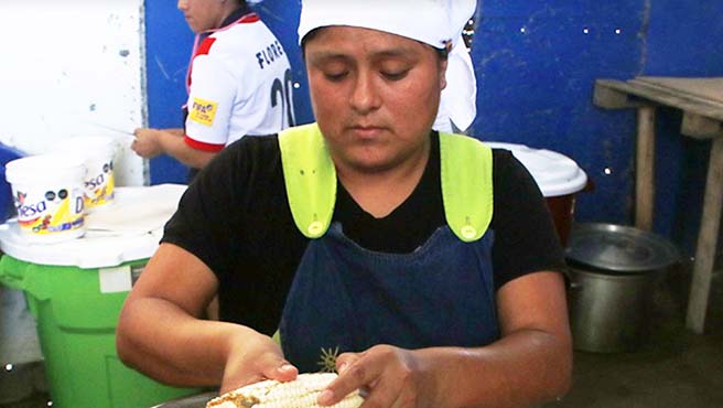 Entrega de 8 toneladas de alimentos fortalece acción solidaria de ollas comunes