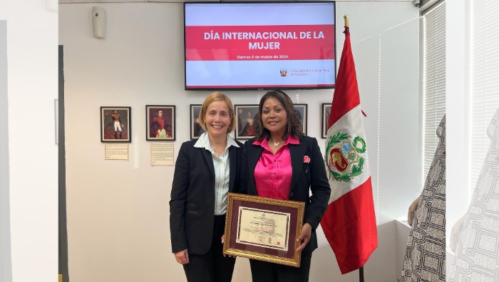 Consulado General del Perú en Paterson reconoce labor de la mujer peruana en el exterior