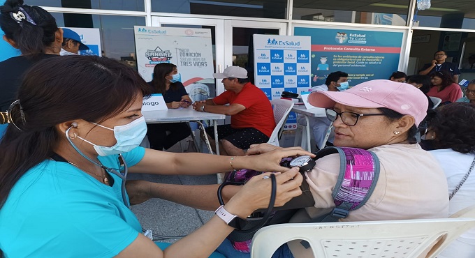 EsSalud Lambayeque realiza campaña preventiva por el Día Mundial del Riñón