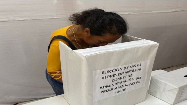 La Gerencia de Desarrollo Social de la Municipalidad Provincial ha realizado la elección de las madres representantes del Comité de Administración del Vaso de Leche, en cumplimiento a la normativa vigente y bajo el principio de transparencia.

En un proceso libre y democrático han participado  79 mamás presidentas de los Comités del Vaso de Leche.

En este proceso ha resultado ganadoras las madres Lucila Saavedra Agapito de Upis San Luis; Blanca Chacafe Lluptón de Upis Cruz de Perdón y Nimia Peredo Hernández de Ampliación Nueve de Octubre.