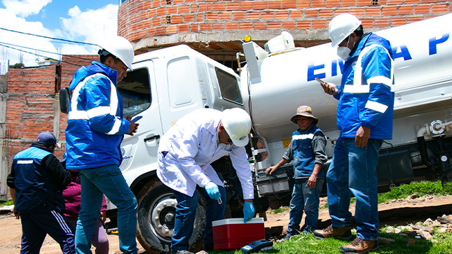 Emsapuno S.A. garantiza calidad del agua potable mediante control permanente. 