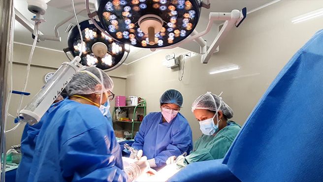 Hospital Santa Rosa realiza 400 cirugías de alta complejidad al mes