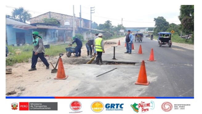 Gerencia regional de transportes y comunicaciones viene realizando trabajos de bacheos en la carretera Iquitos-Nauta 