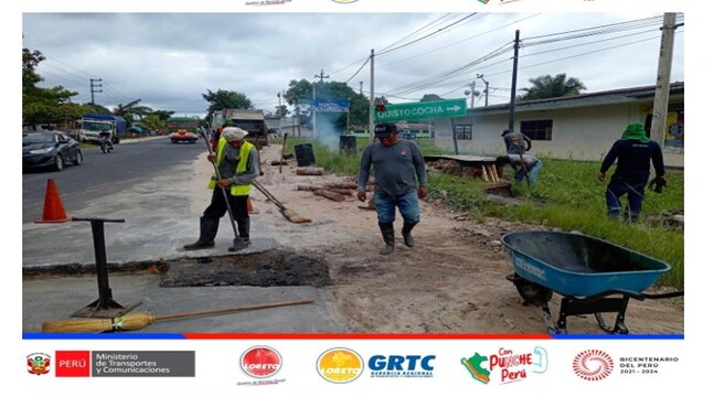 Gerencia regional de transportes y comunicaciones viene realizando trabajos de bacheos en la carretera Iquitos-Nauta 