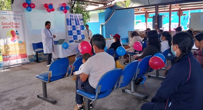 EsSalud Huaraz brinda charla informativa por el Día Mundial del Riñón a más de 50 asegurados