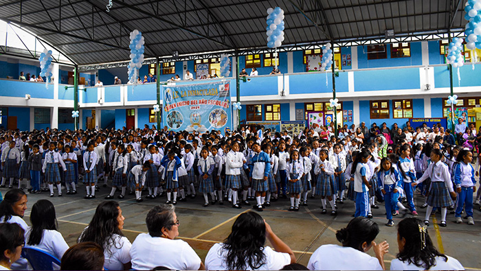 Autoridades provinciales participaron del gran inicio del año escolar