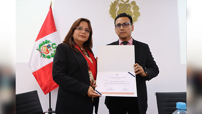 Juez Rafael Mateo Inga Méndez dictó conferencia "Sistema de Administración de Justicia” para secigristas de la Corte del Callao