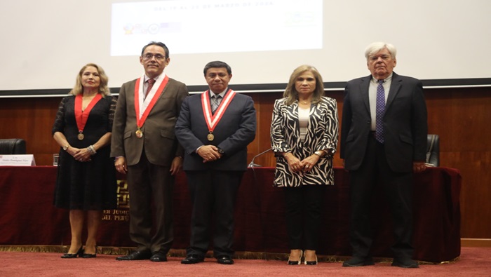 Magistrado del TC Helder Domínguez asistió a la "Conferencia de jueces constitucionales" organizada por la Corte Suprema