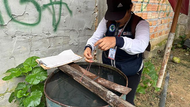 Loreto brigadas de salud inspeccionaron 800 viviendas de San Juan Bautista para eliminar potenciales criaderos de dengue