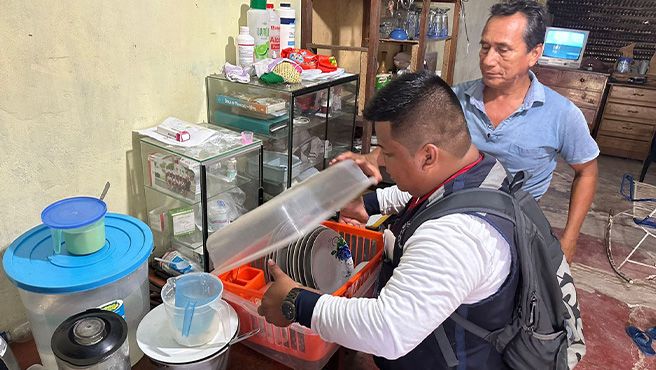 Loreto brigadas de salud inspeccionaron 800 viviendas de San Juan Bautista para eliminar potenciales criaderos de dengue