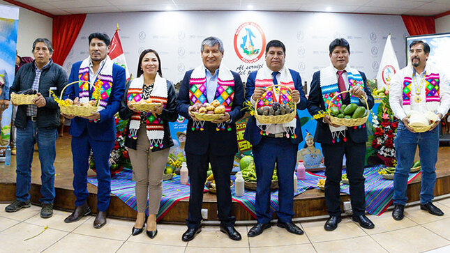 Director del PRIDER participó en el lanzamiento de la feria de Semana Santa 2024