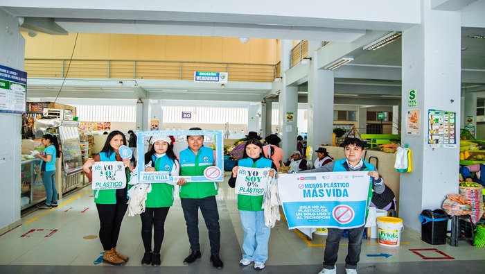 MUNICIPALIDAD DE SAN JERÓNIMO SE UNE A LA CAMPAÑA NACIONAL MENOS PLÁSTICO MÁS VIDA POR EL DÍA MUNDIAL DEL CONSUMO RESPONSABLE.