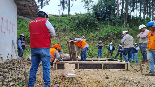 La Contraloría General advirtió situaciones que podrían afectar la calidad y vida útil de la obra “Ampliación e instalación de Unidades Básicas de Saneamiento (UBS) en las localidades de los caseríos Chambac, Chambac Alto, Santa Rita, Molino Viejo, La Carcel, El Mirador, La Lamud, Hualangopampa, La Unión, El Quio y anexo Quishquipon en la provincia de Santa Cruz”. 