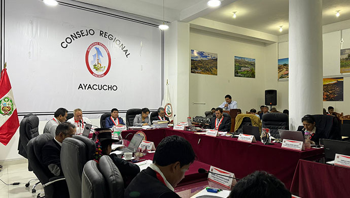 Director del PRIDER expone la implementación de recomendaciones ante el Consejo Regional de Ayacucho