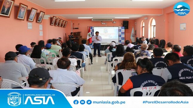 Con gran éxito terminó los talleres del Presupuesto Participativo 2025, donde los agentes vecinales que participaron y el equipo técnico, realizaron la formalización y validación de acuerdos y compromisos. La actividad contó con la participación del alcalde Isaias Alcántara Malásquez. 
Durante la actividad, el Equipo Técnico de la Municipalidad Distrital de Asia resaltó la importancia del desarrollo del presupuesto participativo, ya que permitió que los representantes de las organizaciones puedan presentar sus proyectos de inversión pública de acuerdo a las necesidades y problemas de la población.
#MunicipalidadDistritalDeAsia 
#IsaiasAlcantaraAlcaldedeAsia
#PoreldesarrollodeAsia