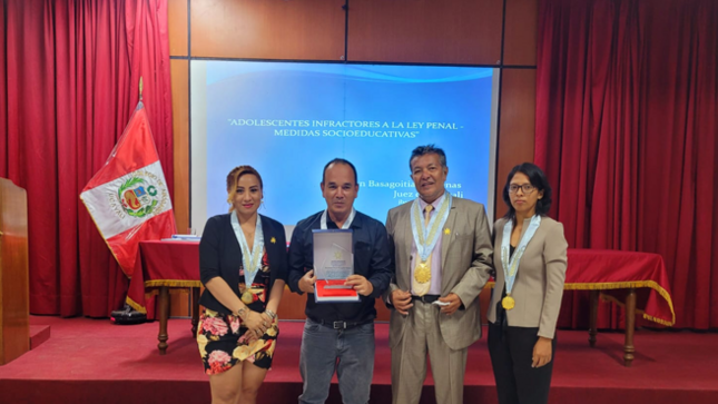 Dr. Jonatan Orlando Basagoitia Cárdenas