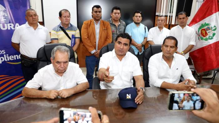 Gobernador pedirá audiencia a presidenta Boluarte para que no se detenga ejecución de 12 puentes