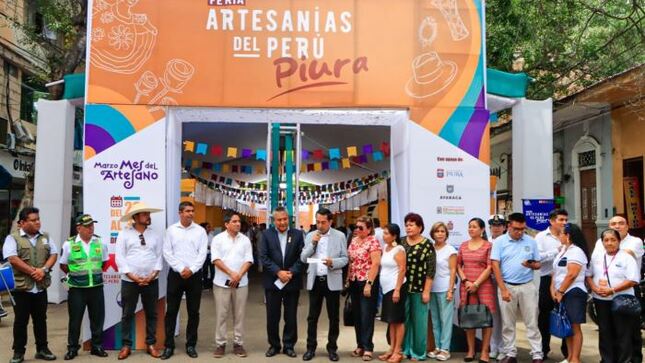 GORE inaugura Feria “Artesanías Peruanas” a desarrollarse hasta el 31 de marzo