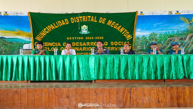 Municipalidad de Megantoni entrega material didรกctico para la mejora de al educaciรณn inicial