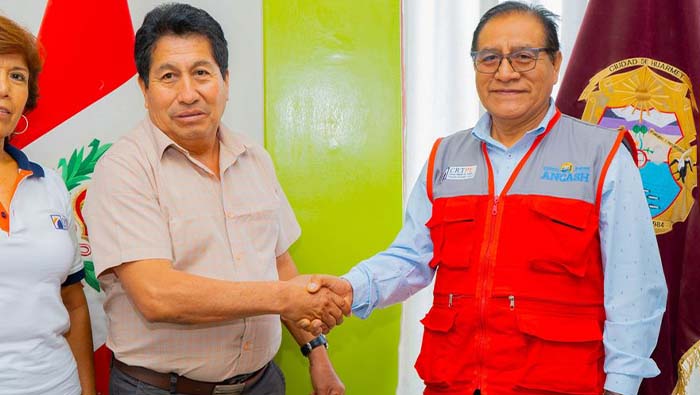 Campaña de entrega de carnet de construcción civil.