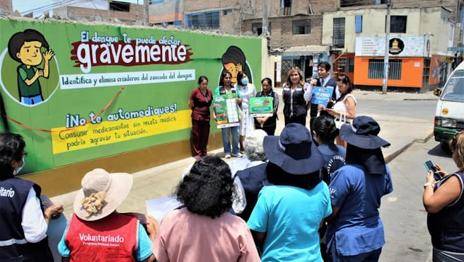 Digemid y OPS presentan murales en los que advierten que la automedicación podría ocultar casos de dengue