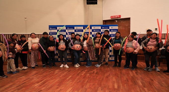 Personal de obstetricia de EsSalud Cusco celebró el Día del Niño por Nacer junto a gestantes
