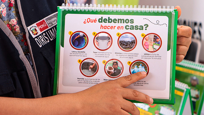 Foto 5 de Lima Centro: Aplicar repelente cada tres horas contra el dengue evitará el incremento de casos