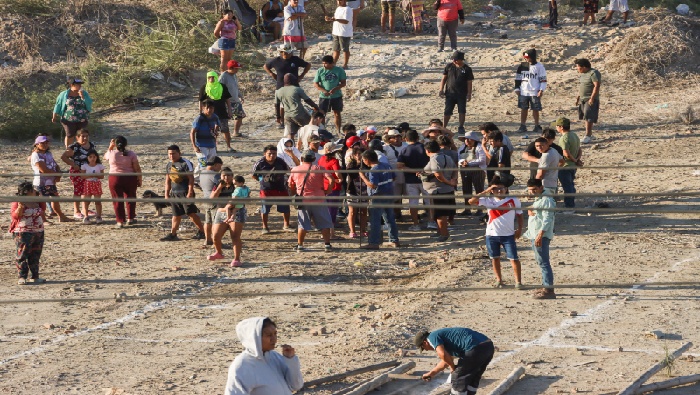 Invasión de Parcela J