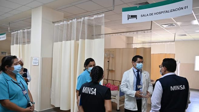 Minsa destaca los logros del Servicio de Hospitalización de Medicina Oncológica del Hospital Cayetano Heredia en su tercer aniversario