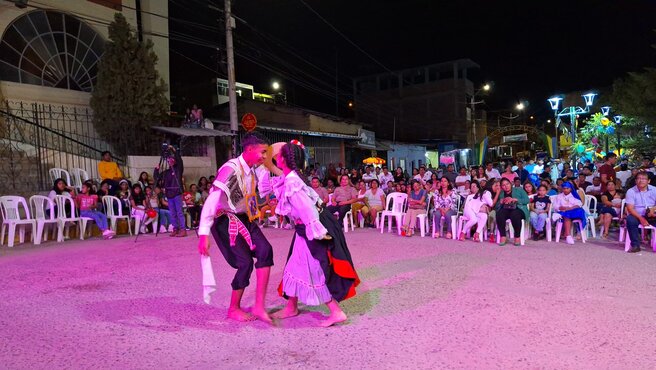 Más De 100 Artistas Se Presentaron En La Noche De Talentos