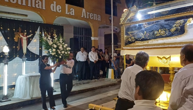 Homenaje a Cristo Yacente