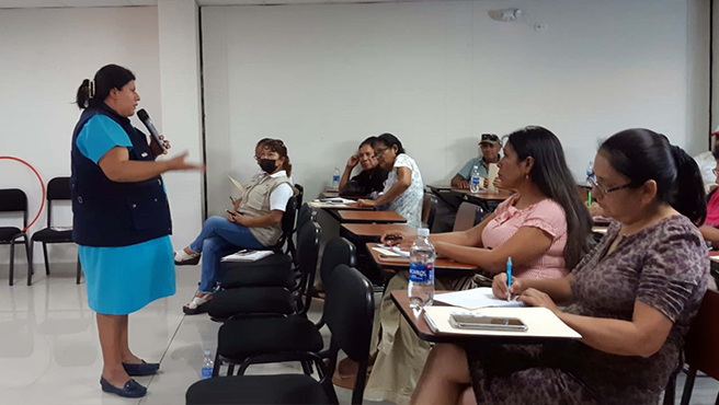 Microrred José Leonardo Ortiz comprometida con la lucha contra el dengue