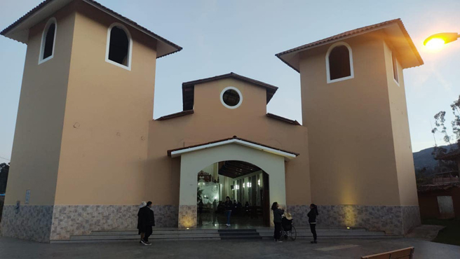 Procesión del señor crucificado en cajabamba