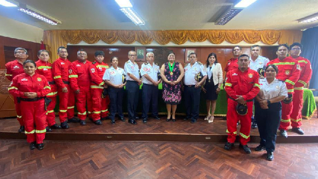 Compañía de bomberos Sullana N° 43