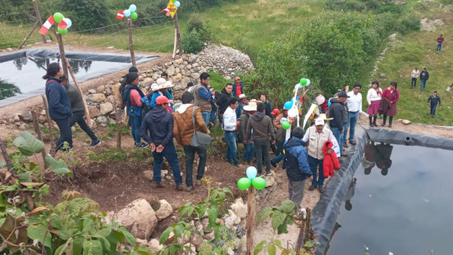 El burgomaestre provincial Juan Pérez Campos, participó de la inauguración