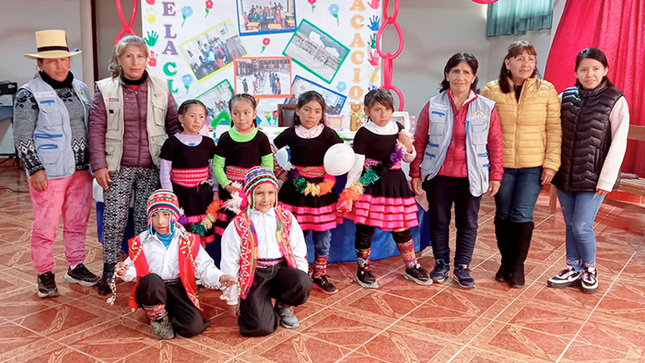 Clausura de vacaciones útiles divertidas en San Pedro de Laraos