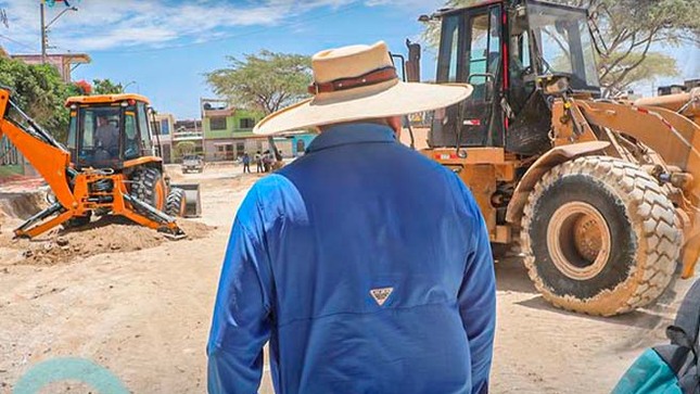 Comuna paiteña inicia trabajos de pistas y veredas en sector el Tablazo