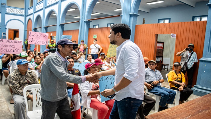 El alcalde provincial Roy Saldaña sostuvo reunión de coordinación con los vecinos del A.H. 23 de Febrero