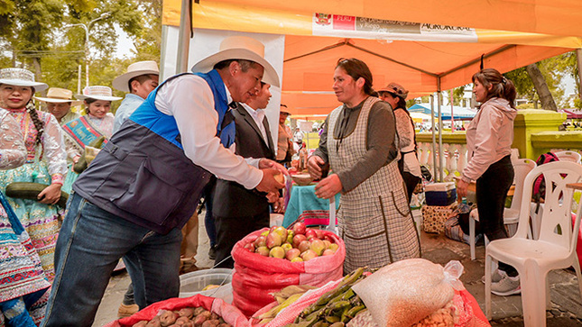 Feria agropecuaria, gastronómica y artesanal 