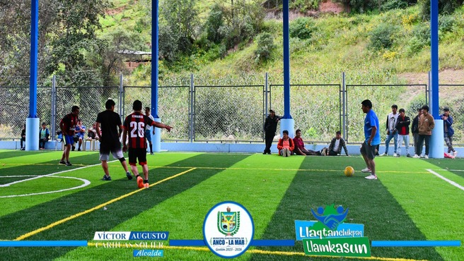 INAUGURACIÓN DEL PRIMER GRASS SINTÉTICO