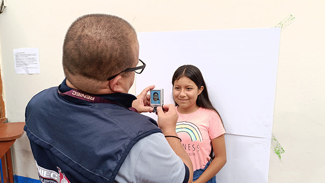 ¡Más de 200 niños victorianos obtendrán DNI gratuito!