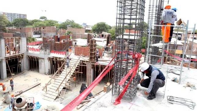 Piura: Construcción de colegio Selmira de Varona continúa superando avance programado