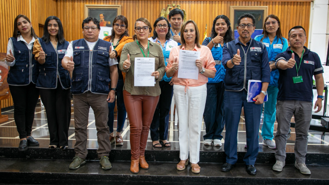  La alcaldesa de Lince, Malca Schnaiderman, se reunió con la delegación de la DIRIS Lima Centro, a cargo de la Dra, Delia Dávila. 