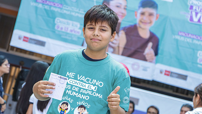 FOTO Vacunación contra el VPH se realiza en colegios de Lima Metropolitana