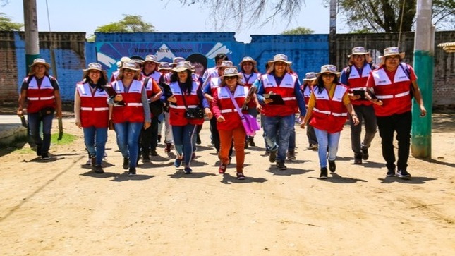 Las visitas comprenderán la inspección de 9 mil 359 lotes urbanos en distintos asentamientos humanos y centros poblados del país. 