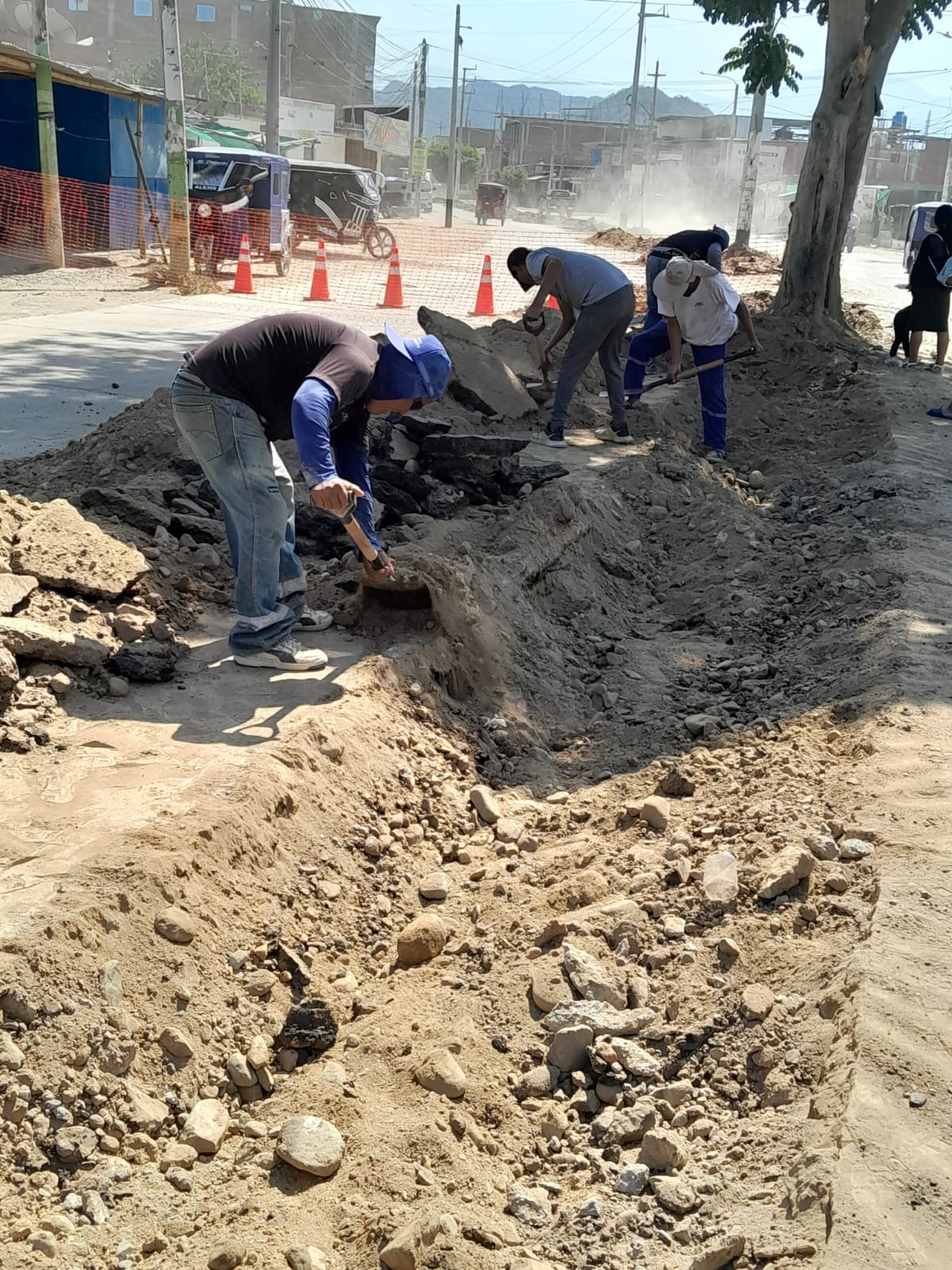 Actualmente la gestión municipal que lidera daniel rivera pasco continua trabajando en el progreso del distrito.