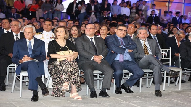 Magistrados del TC participaron en homenaje que rindió Universidad San Ignacio de Loyola a expresidente del TC Augusto Ferrero Costa